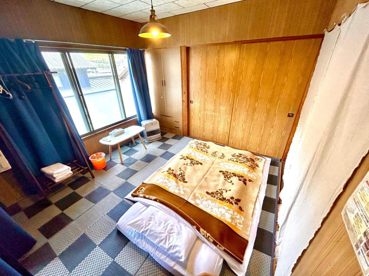 四国旅行のhub拠点 古民家ゲストハウス Heso Camp Miyoshi  Exterior photo